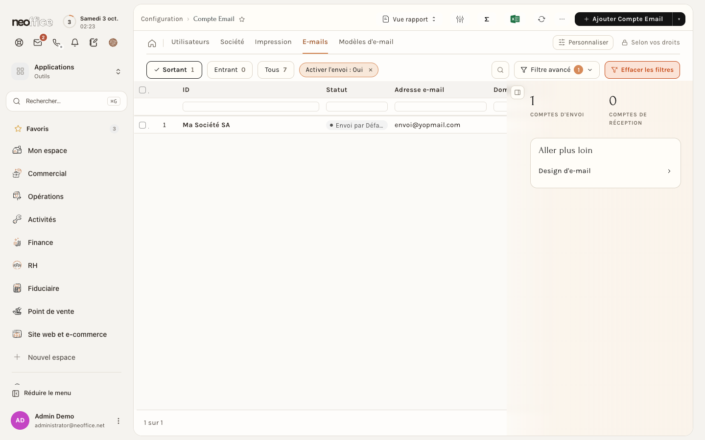 L'onglet E-mails : un compte d'envoi par défaut (le nom et l'adresse de la capture sont des exemples)