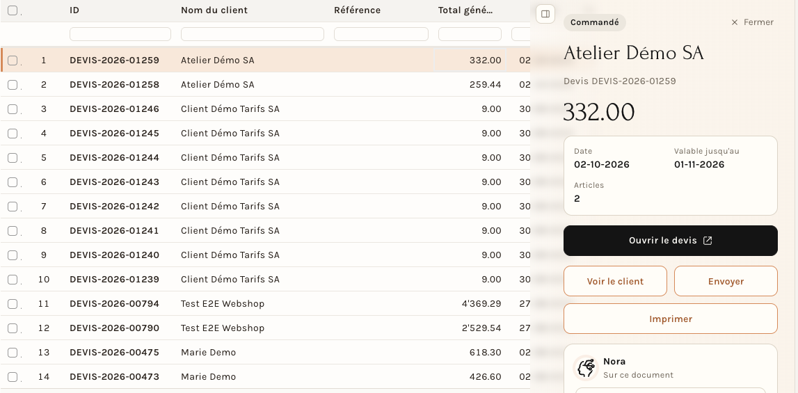 Le panneau de droite pour une ligne : statut, client, montant, dates, actions
